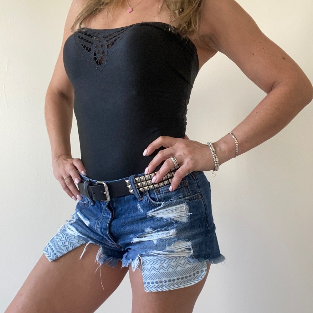 Festival Cut-Off Shorts by American Eagle 🦋🦋